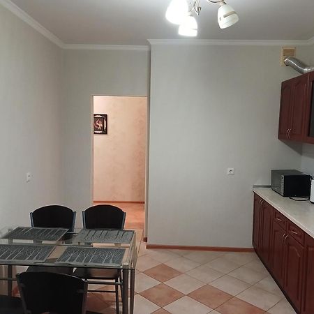 Cosy Flat Apartment Kiev Bagian luar foto