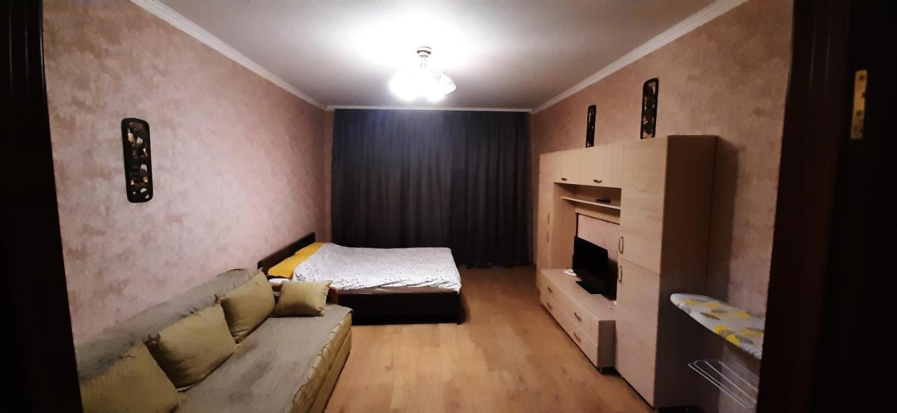 Cosy Flat Apartment Kiev Bagian luar foto