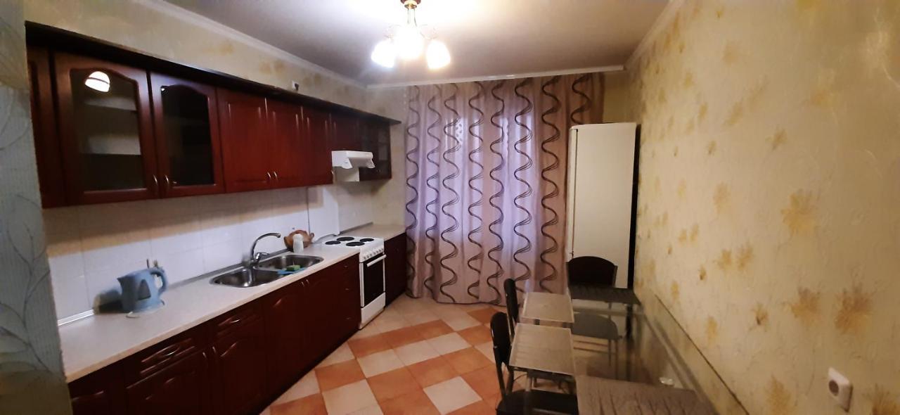 Cosy Flat Apartment Kiev Bagian luar foto