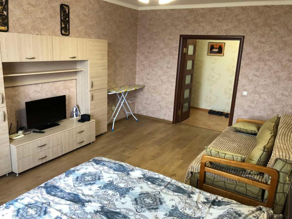 Cosy Flat Apartment Kiev Bagian luar foto